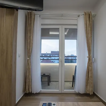 M Corner Apartment Belgrade Exterior photo